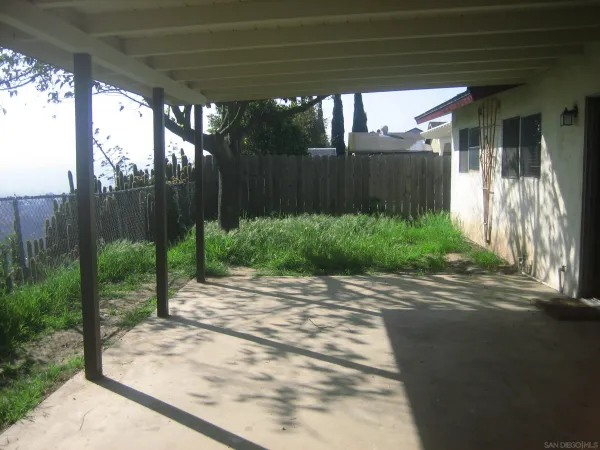 $3,950 | 13153 Avenida Grande, San Diego, CA 92129