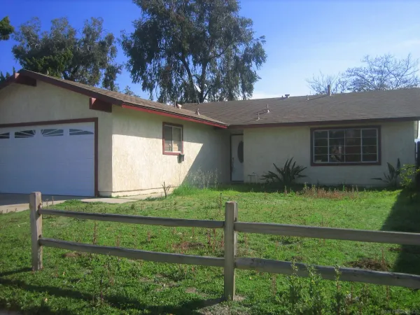 $3,950 | 13153 Avenida Grande, San Diego, CA 92129