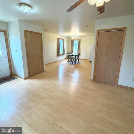 $1,250 | 6173 Back Road, Maurertown, VA 22644