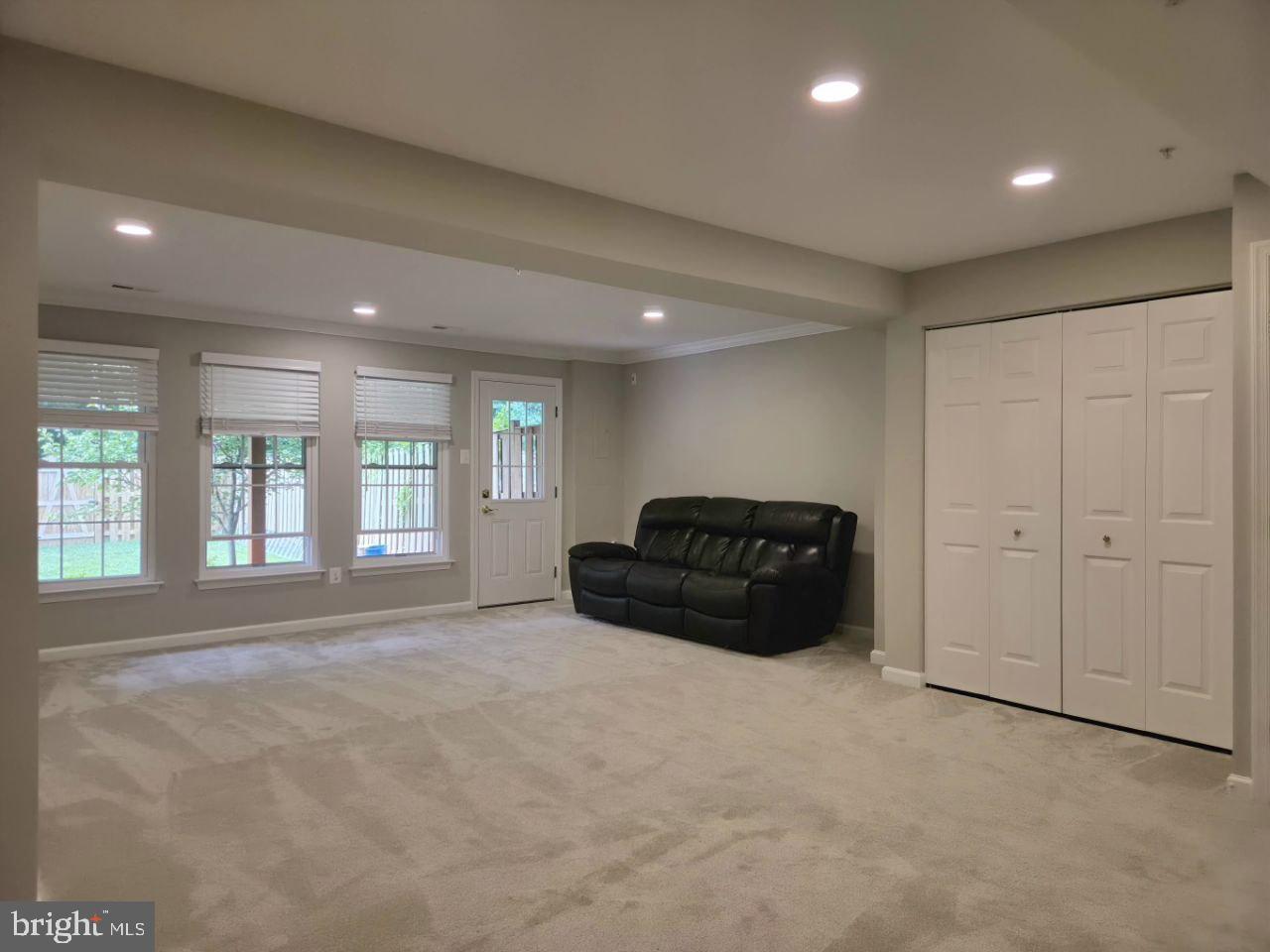 4613 Ripley Manor Terrace Olney, MD 20832 - Photo 32 of 39