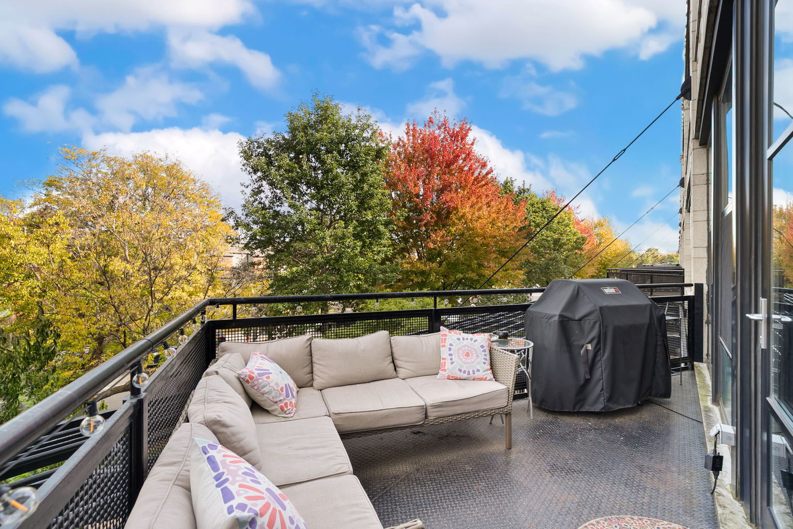 1069 West 14th Place, Unit 225 Chicago, IL 60608 - Photo 27 of 43