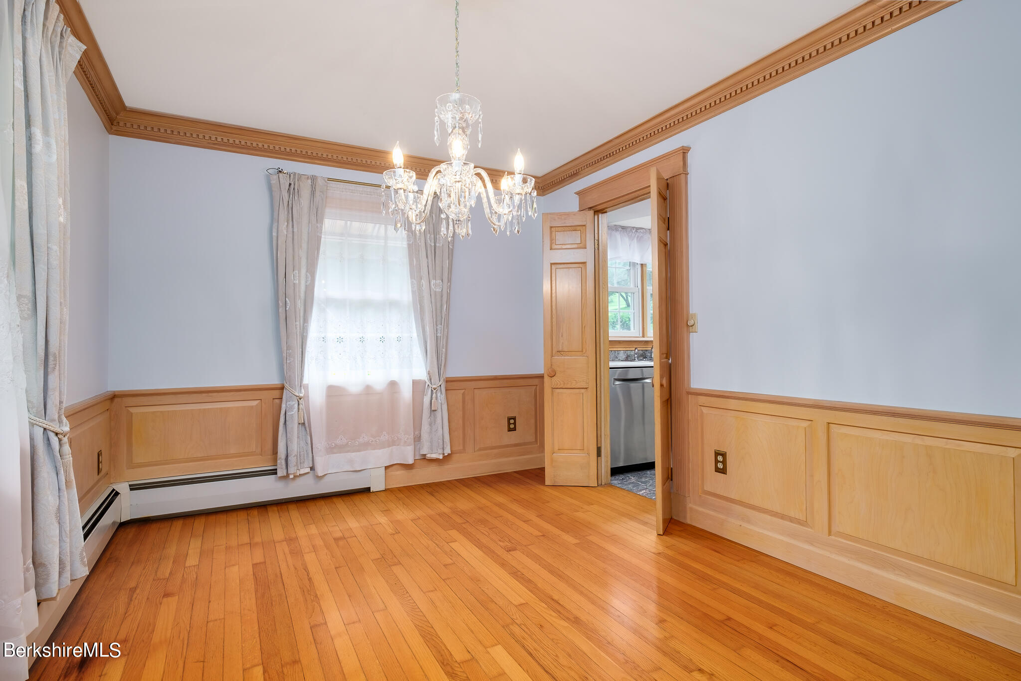 183 W Road Stephentown, NY 12168 - Photo 8 of 49 Dining room