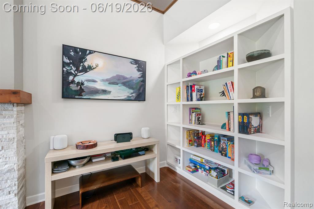 1902 Grayslake Drive Rochester Hills, MI 48306 - Photo 22 of 76