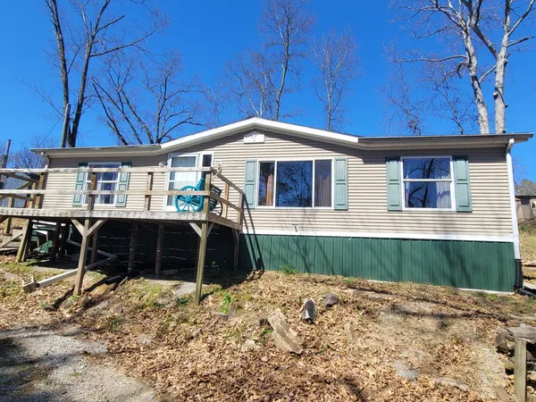 $68,000 | 45 White Sands Road, Creal Springs, IL 62922