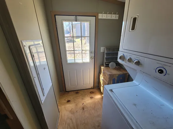 $68,000 | 45 White Sands Road, Creal Springs, IL 62922