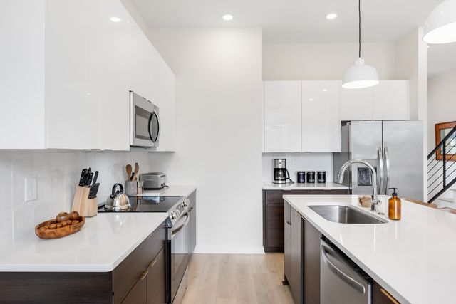 $2,390,000 | 1233 Lischey Avenue, Nashville, TN 37207