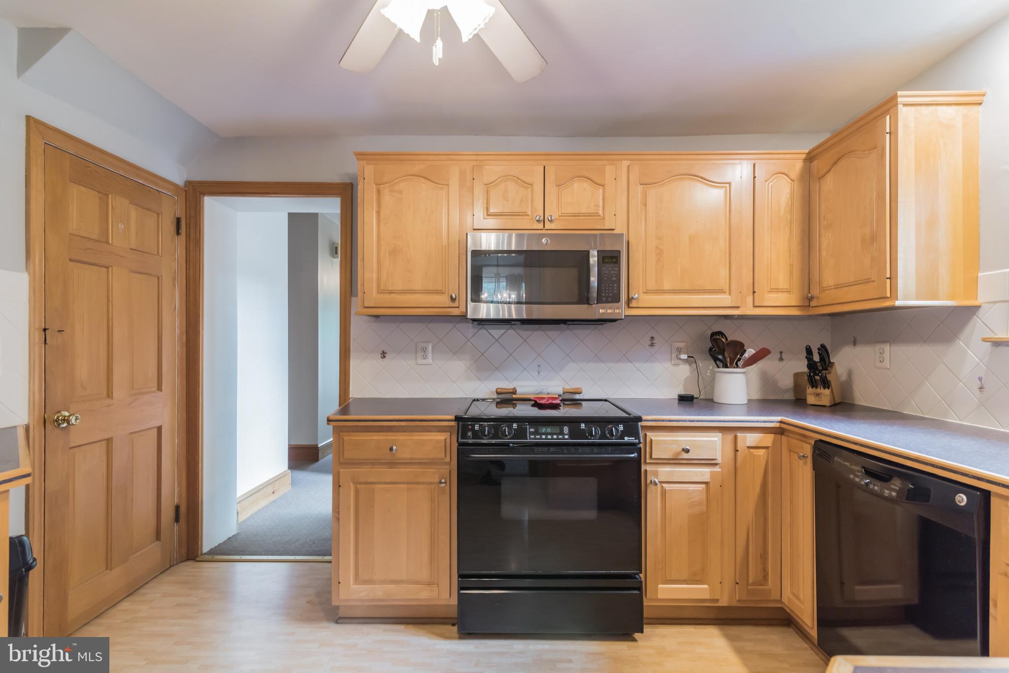 545 Prospect Road Springfield, PA 19064 - Photo 9 of 31 Kitchen