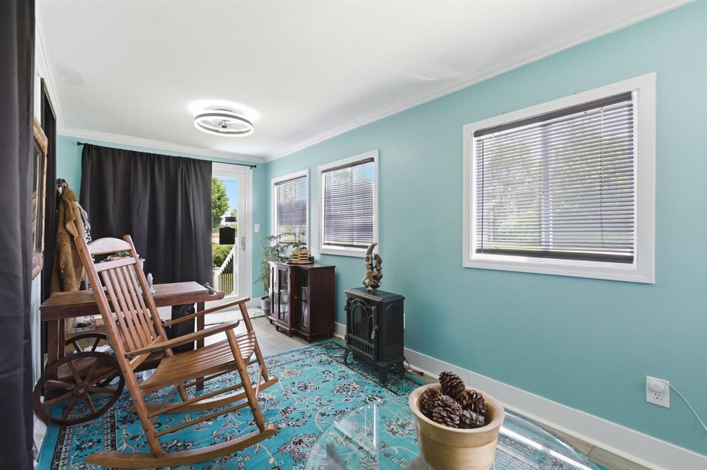 283 Center Grange Road Aliquippa, PA 15001 - Photo 7 of 29 Sunroom