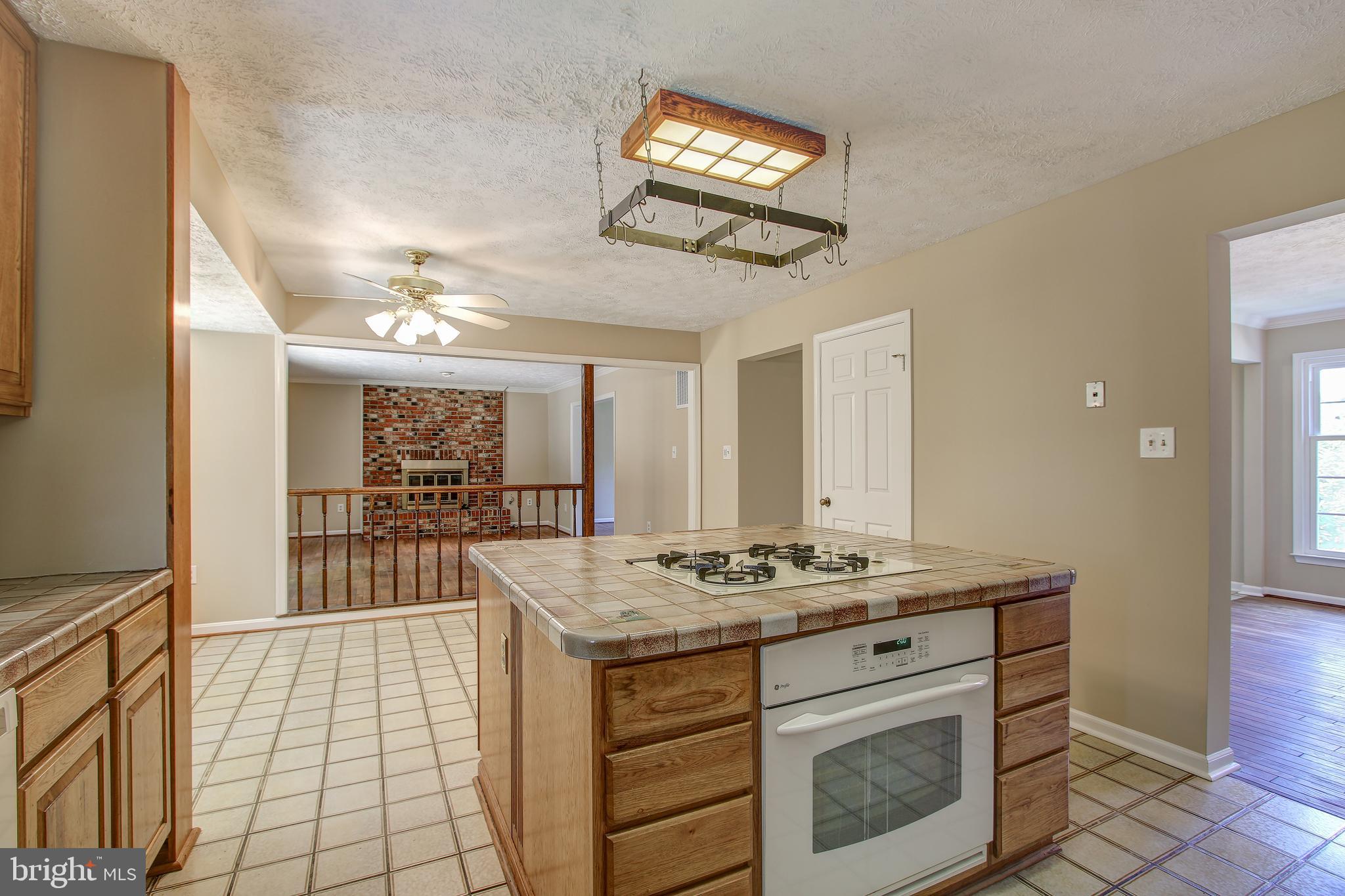 7400 Jenna Road Springfield, VA 22153 - Photo 12 of 34 Gallery Image 12
