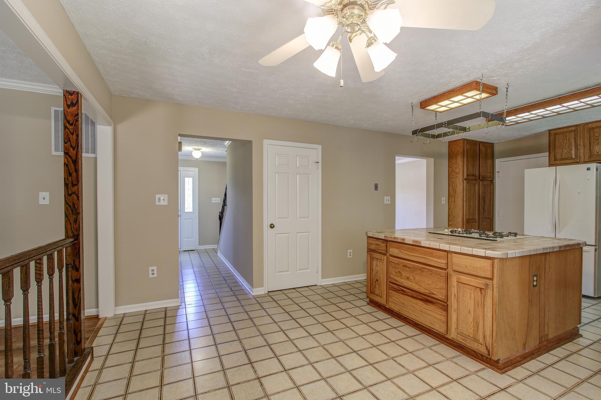 7400 Jenna Road Springfield, VA 22153 - Photo 9 of 34 Gallery Image 9