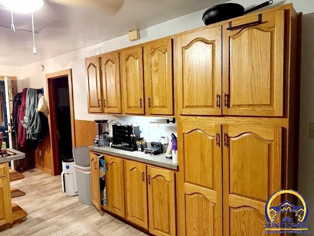 701 Northeast Poplar Street Topeka, KS 66616 - Photo 7 of 14
