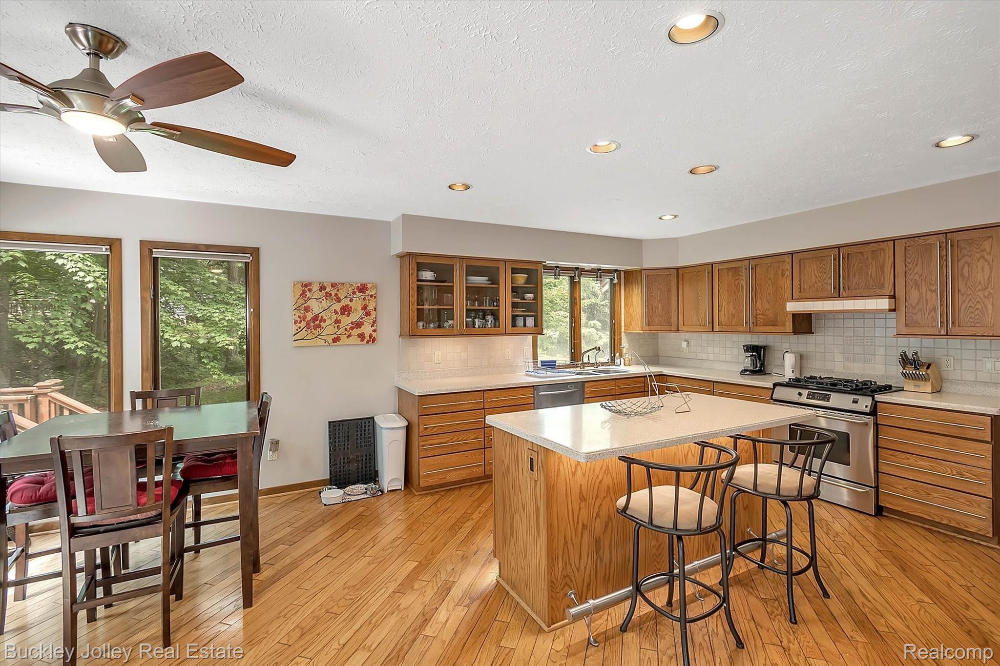 Airy Kitchen with Lots of Recessed Lighting.jpg
