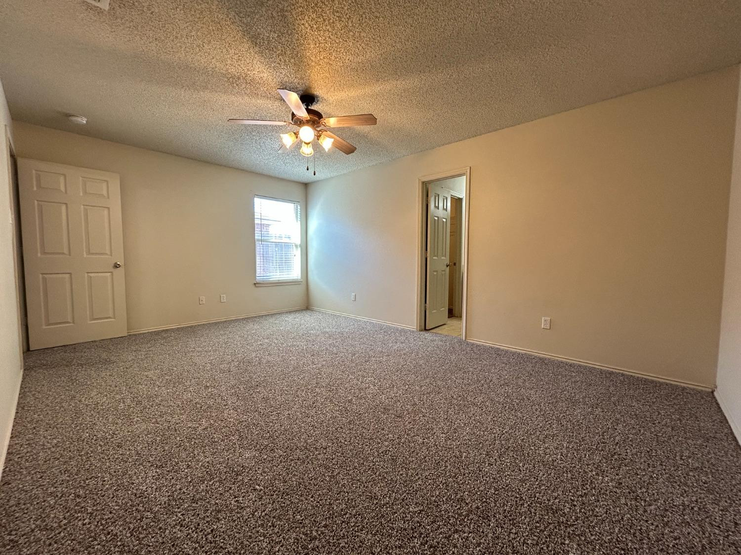5816 96th Street, Unit B Lubbock, TX 79424 - Photo 6 of 10 Photo 6