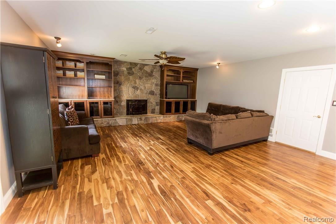32641 Kelly Road Fraser, MI 48026 - Photo 30 of 31 Kelly St._-30