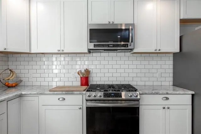 $1,195,000 | 362 Cross Road, Rumney, NH 03266