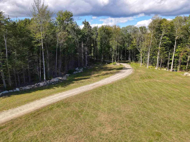 $1,195,000 | 362 Cross Road, Rumney, NH 03266