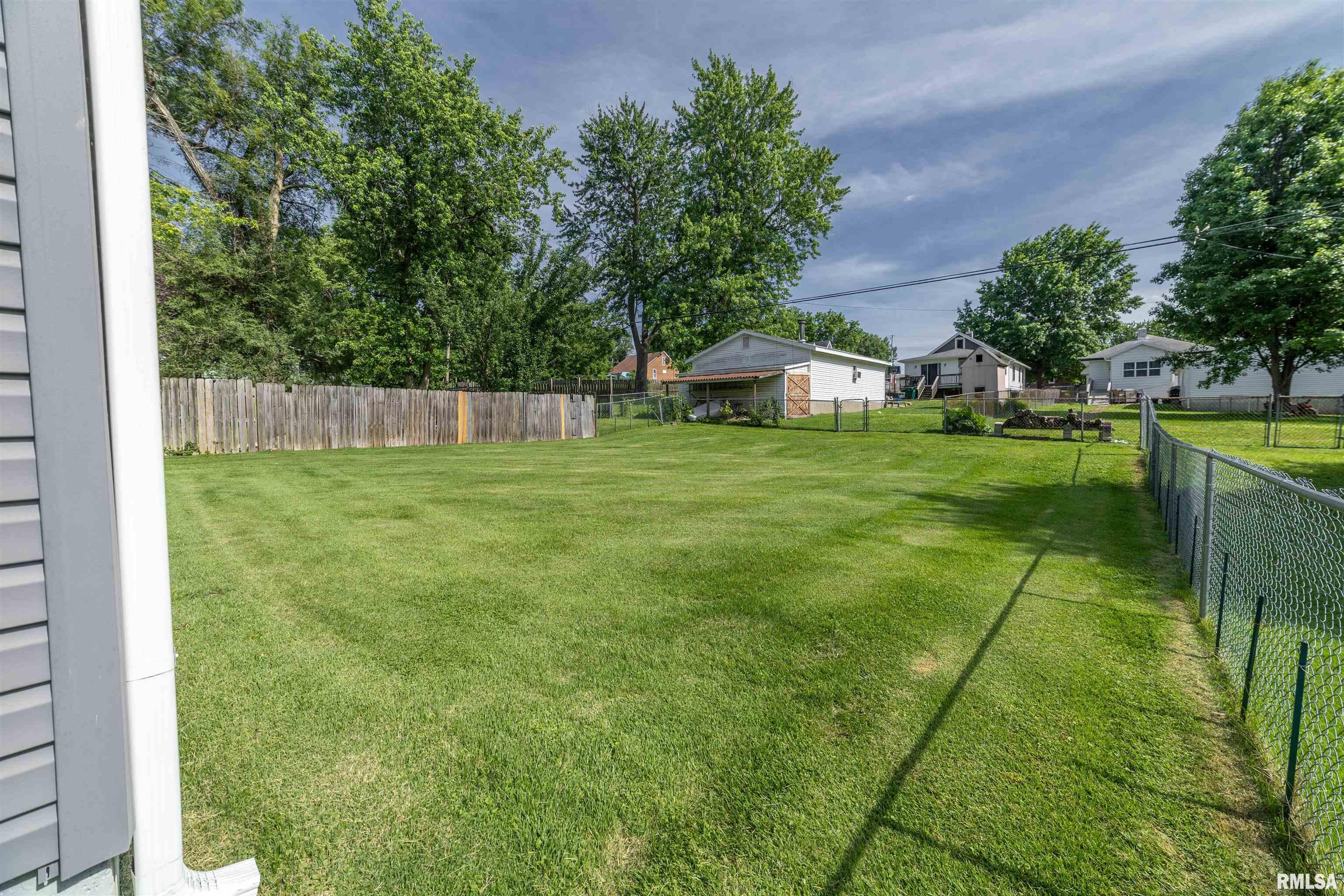 1416 Madison Street Quincy, IL 62301 - Photo 23 of 27