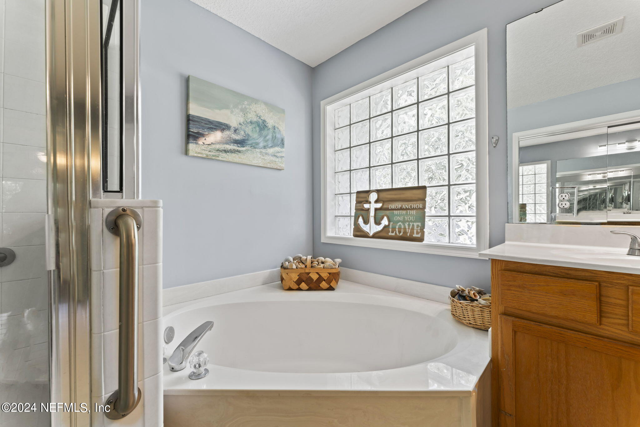 1977 Protection Point Fleming Island, FL 32003 - Photo 23 of 84 Garden Tub