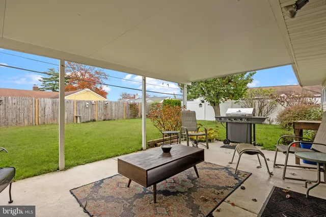 $350,000 | 20 Fireside Lane, Levittown, PA 19055