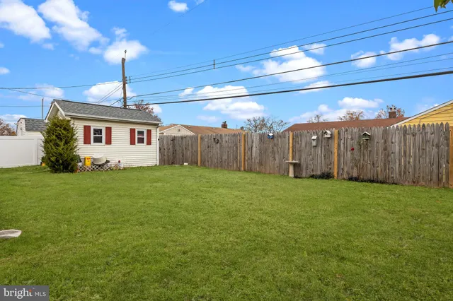 $350,000 | 20 Fireside Lane, Levittown, PA 19055