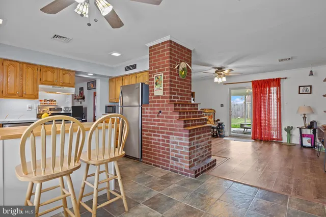 $350,000 | 20 Fireside Lane, Levittown, PA 19055