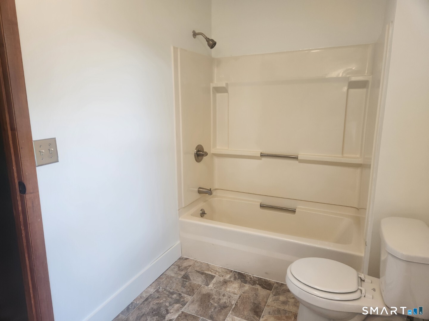 9 Morrison Street, Unit 2 Vernon, CT 06066 - Photo 8 of 15
