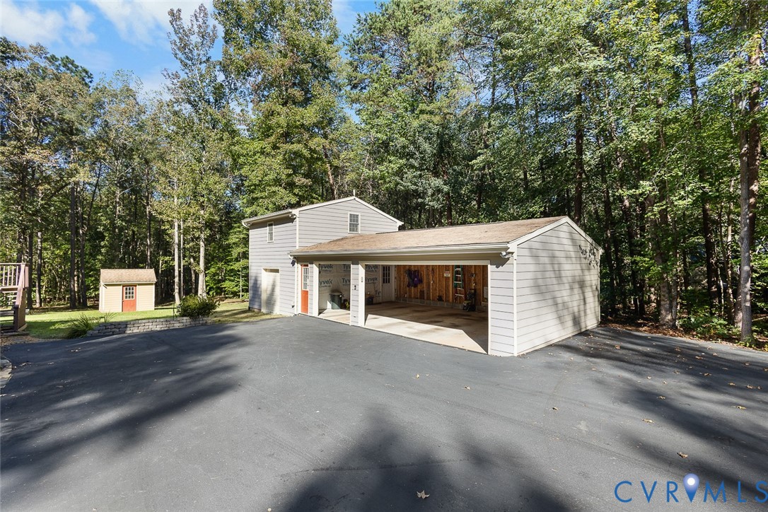 4383 Three Bridge Road Powhatan, VA 23139 - Photo 28 of 37 Gallery Image 28