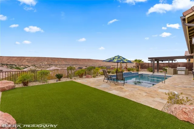 $885,900 | 1227 Dome Peak Circle, Mesquite, NV 89034