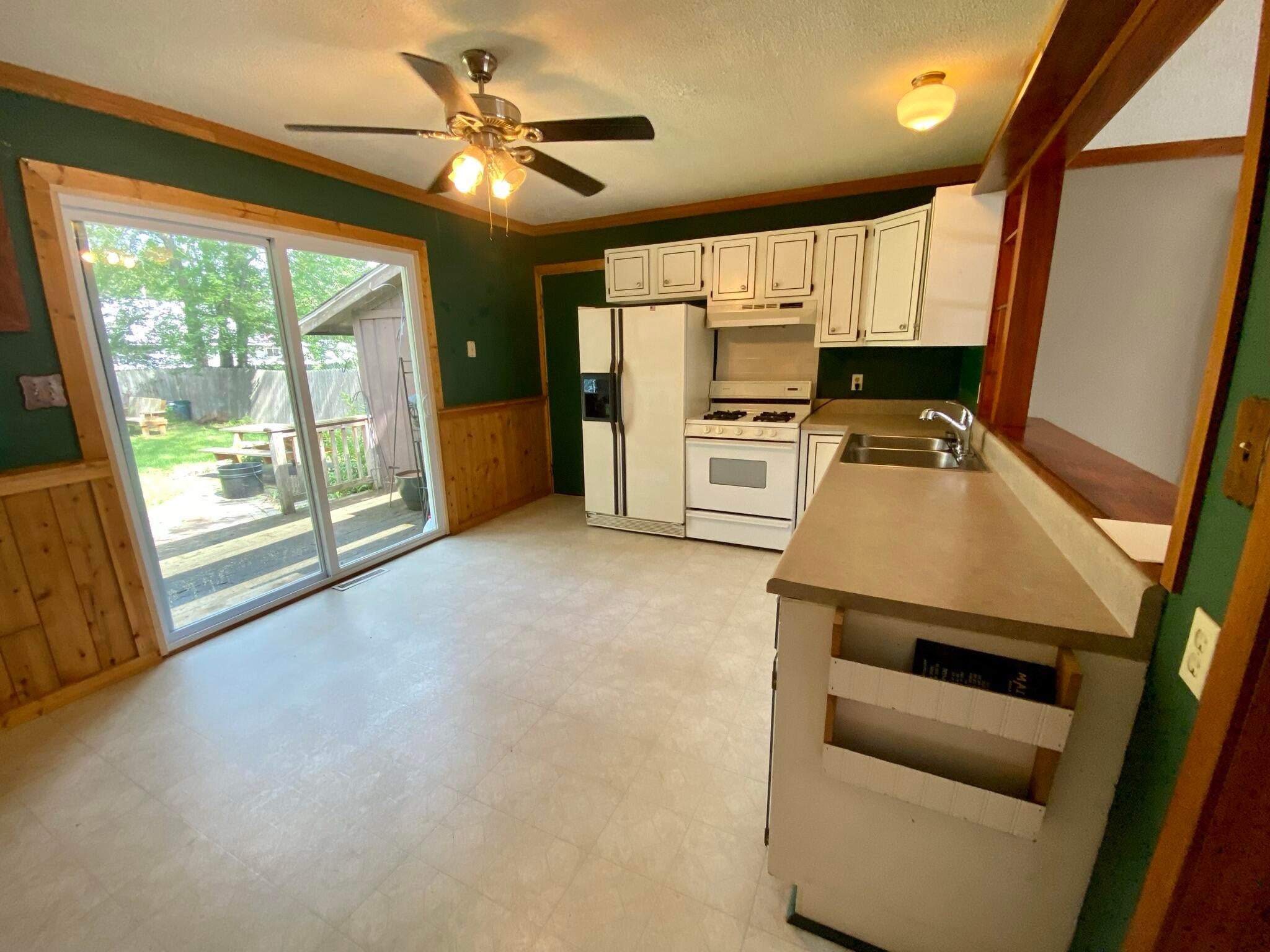 6344 Atkinson Road Grayling, MI 49738 - Photo 6 of 28 Gallery Image 6