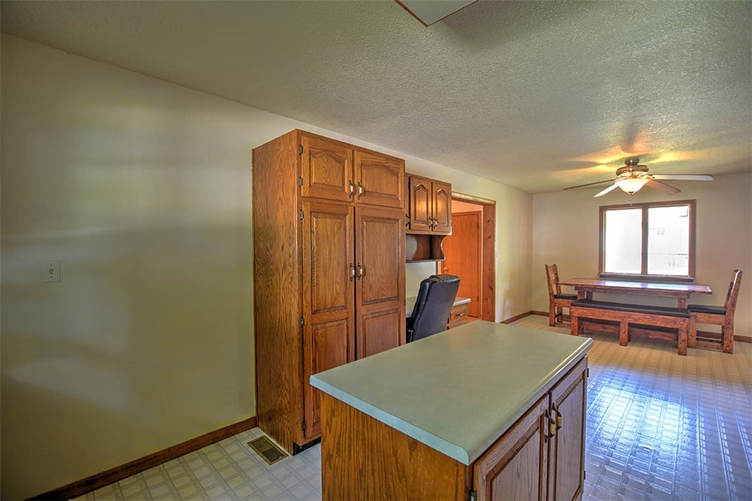 418 West 1st Street Assumption, IL 62510 - Photo 11 of 28