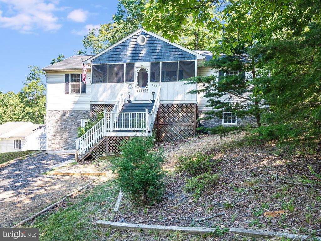 512 Decatur Road Stafford, VA 22554 - Photo 4 of 37 Gallery Image 4