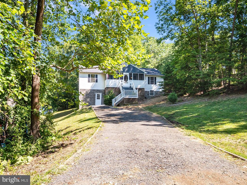 512 Decatur Road Stafford, VA 22554 - Photo 6 of 37 Gallery Image 6