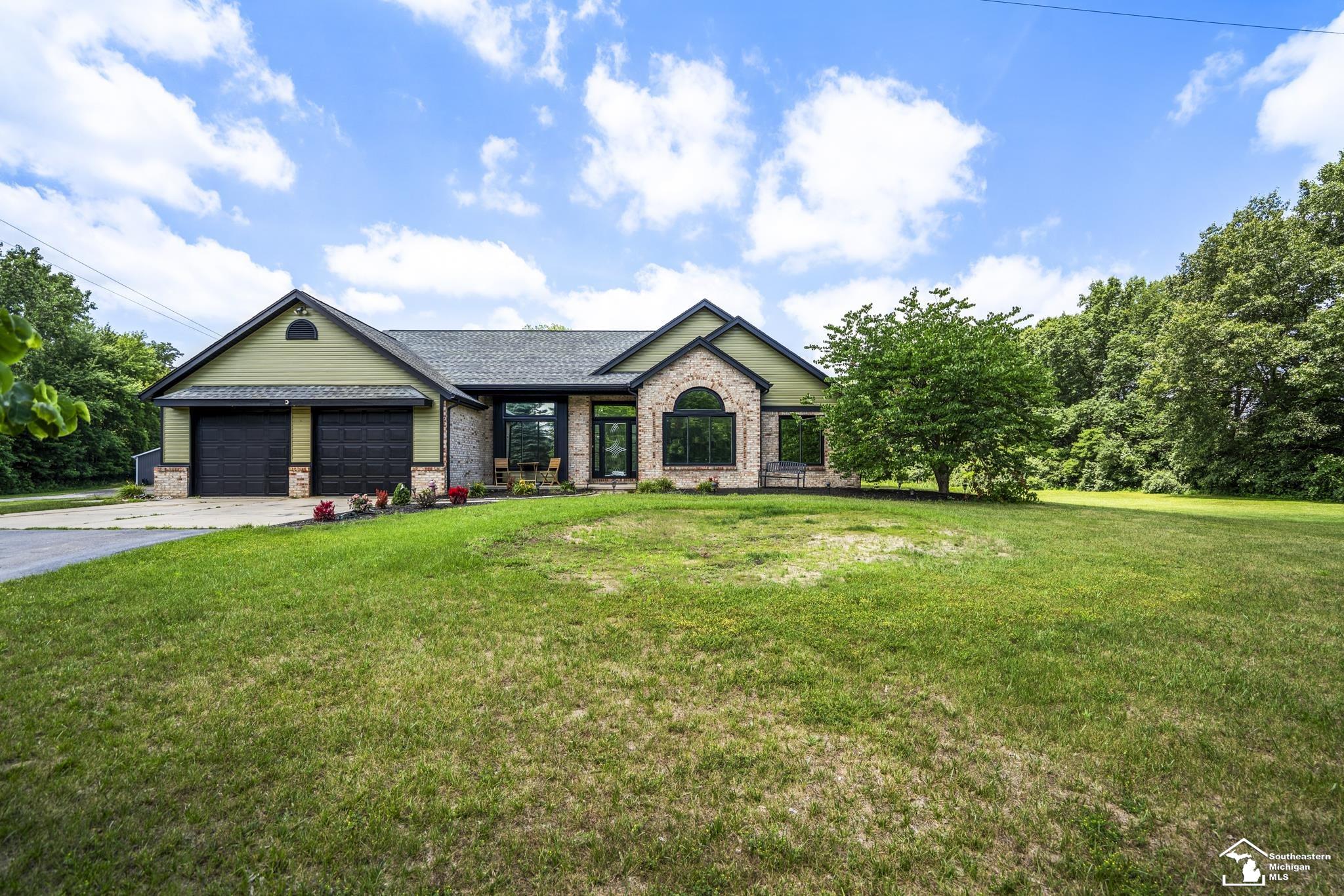 3570 Summerfield Road Petersburg, MI 49270 - Photo 3 of 41 50212604-fa5b9a6c-4ca2-4485-b3a4-25b04b8fc5a8.JPG