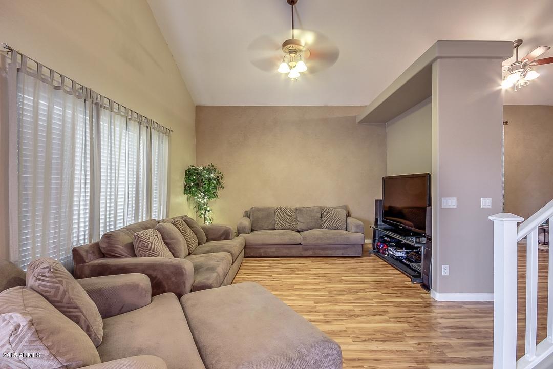 3837 South Joshua Tree Lane Gilbert, AZ 85297 - Photo 2 of 43 LIVING ROOM