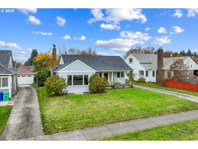 $670,000 | 4703 North Willamette Boulevard, Portland, OR 97203