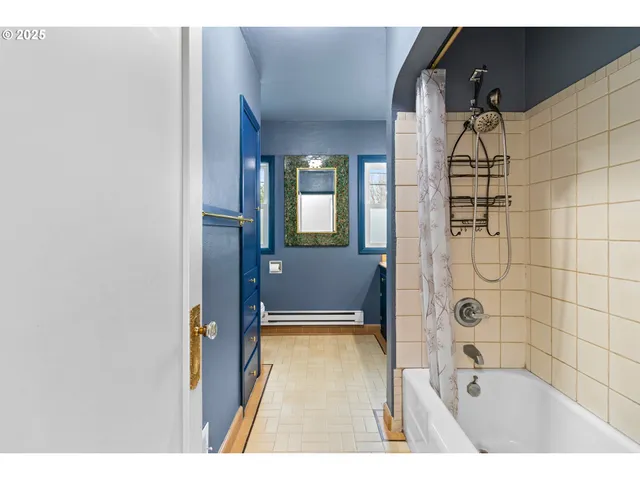 $670,000 | 4703 North Willamette Boulevard, Portland, OR 97203