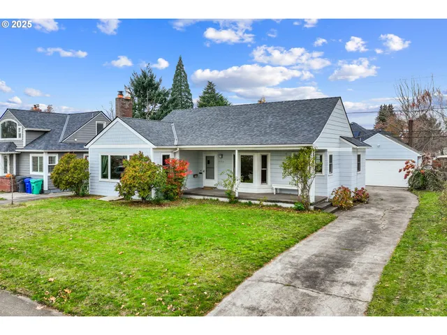 $670,000 | 4703 North Willamette Boulevard, Portland, OR 97203