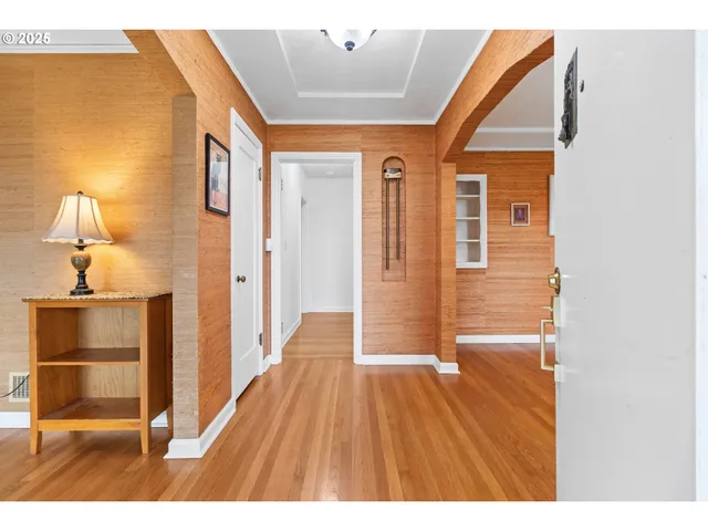 $670,000 | 4703 North Willamette Boulevard, Portland, OR 97203