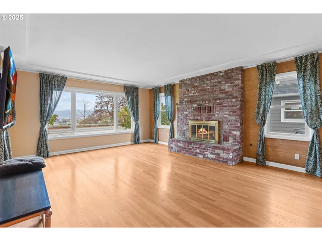 $670,000 | 4703 North Willamette Boulevard, Portland, OR 97203