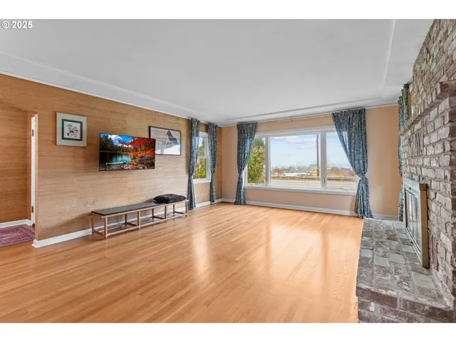 $670,000 | 4703 North Willamette Boulevard, Portland, OR 97203