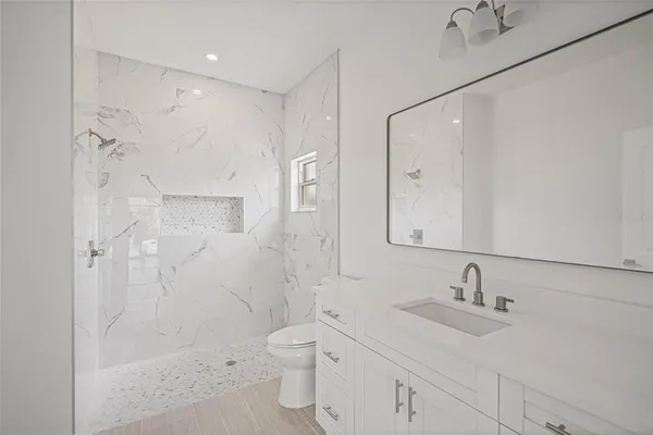 $2,700 | 8001 Leonardo Street, Sebring, FL 33872