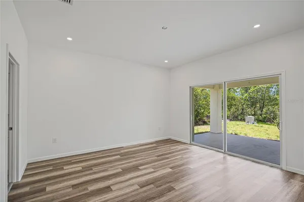 $2,700 | 8001 Leonardo Street, Sebring, FL 33872