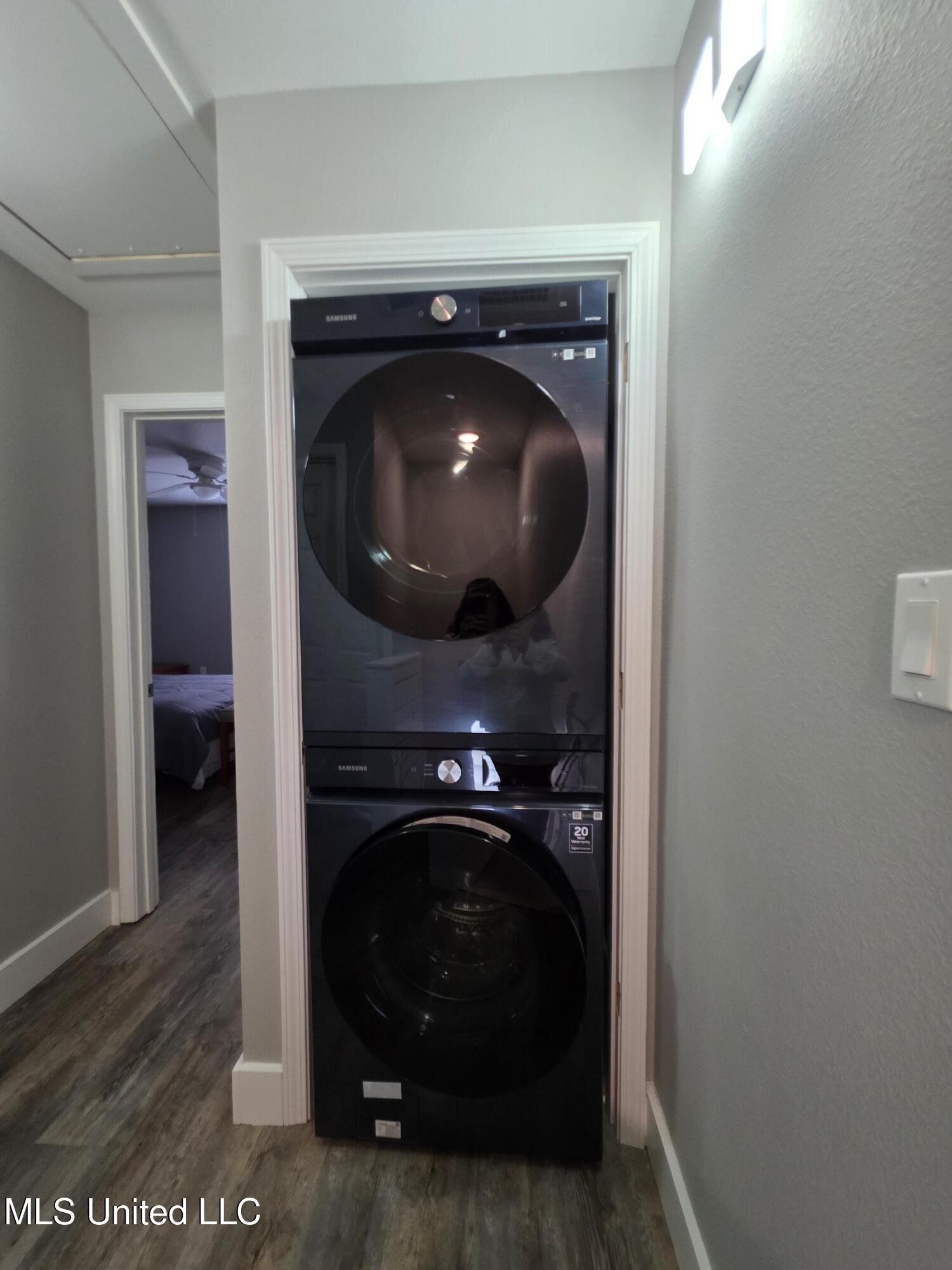 107 East Orchard Loop, Unit 107 D'Iberville, MS 39540 - Photo 7 of 15 20250916_111523