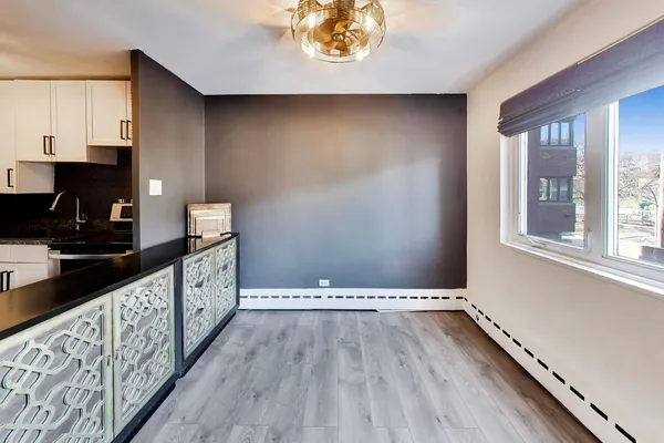 $159,000 | 700 West Bittersweet Place, Unit 210, Chicago, IL 60613