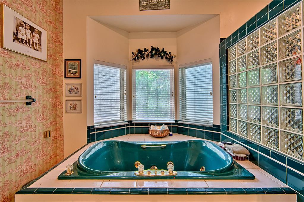 15522 Southwest 75th Street Archer, FL 32618 - Photo 19 of 54