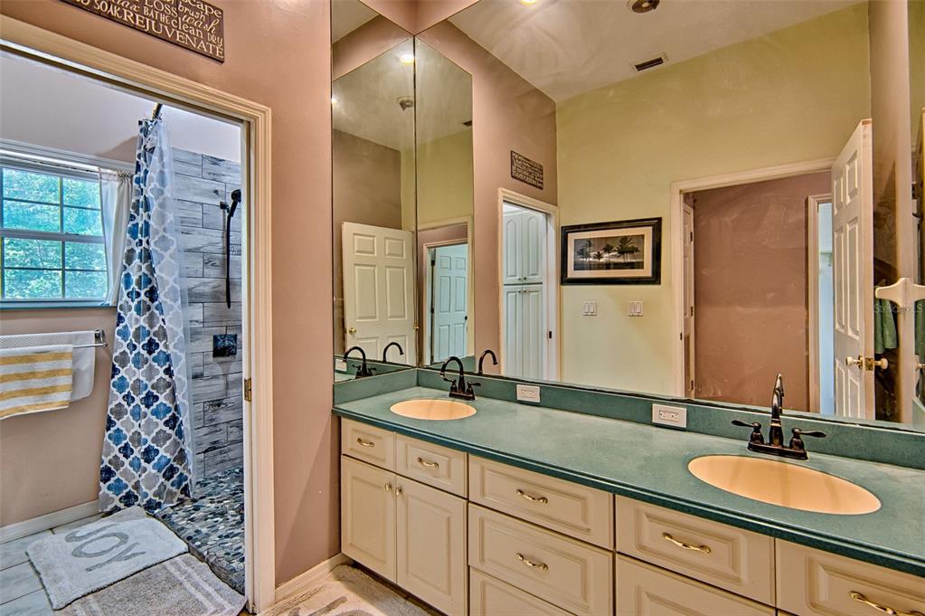 15522 Southwest 75th Street Archer, FL 32618 - Photo 27 of 54