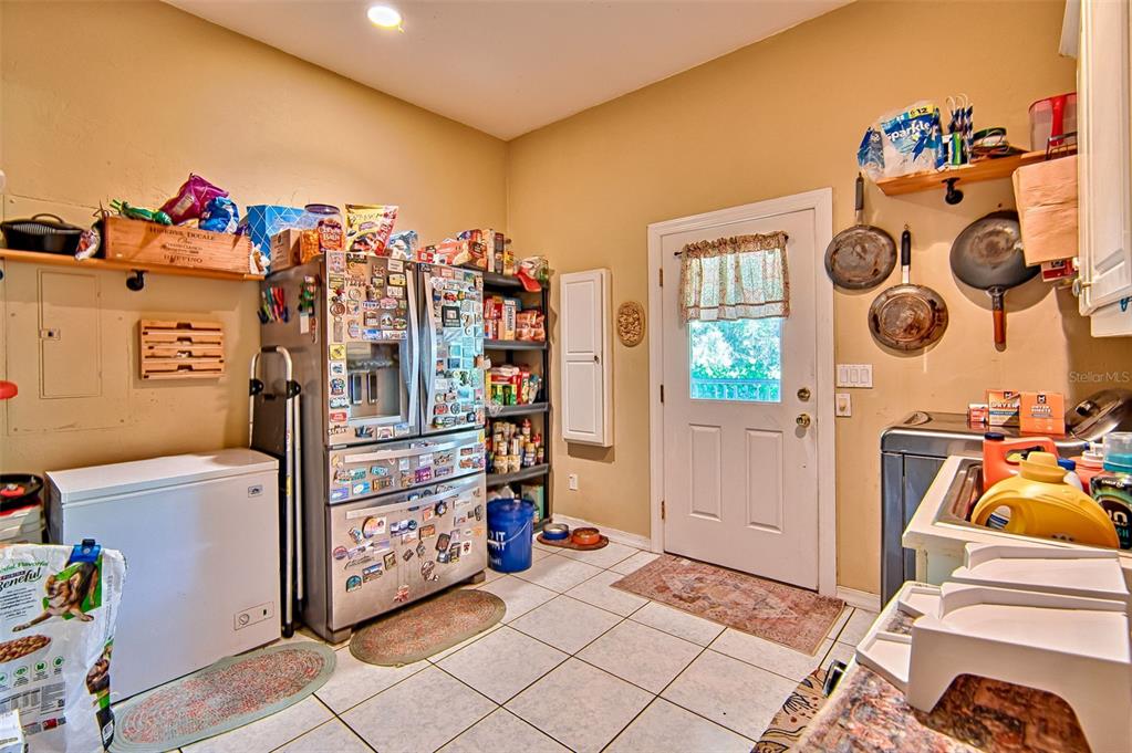 15522 Southwest 75th Street Archer, FL 32618 - Photo 7 of 54