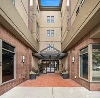 $460,000 | 3217 Eastlake Avenue East, Unit 303, Seattle, WA 98102