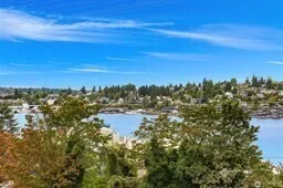 $460,000 | 3217 Eastlake Avenue East, Unit 303, Seattle, WA 98102