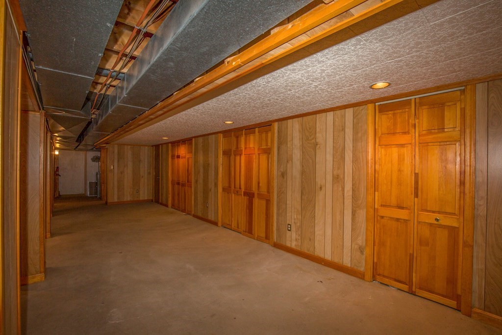 255 Basil Road Chicopee, MA 01020 - Photo 24 of 36 Gallery Image 24